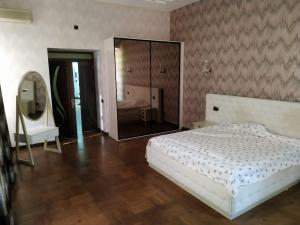 Бакы, старое здание 2 комната, арендовать, 65 м²  , Сәбаил рајону