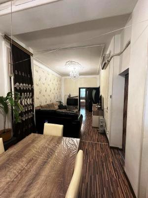 Бакы, старое здание 3 комната, продажа, 70 м²  , Низами рајону, 8-ҹи километр