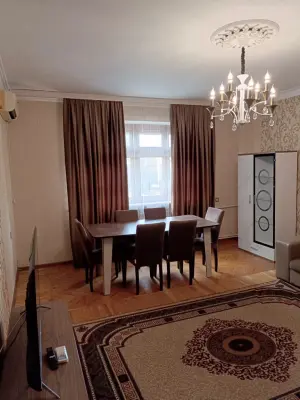 Бакы, старое здание 3 комната, арендовать, 75 м²  , Јасамал рајону, Јасамал гәс.