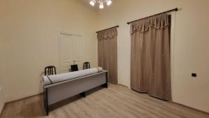 Бакы, старое здание 2 комната, арендовать, 65 м²  , Нәсими рајону