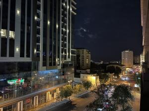 Бакы, новостройка 2 комната, посуточная аренда, 60 м²  , Нәсими рајону