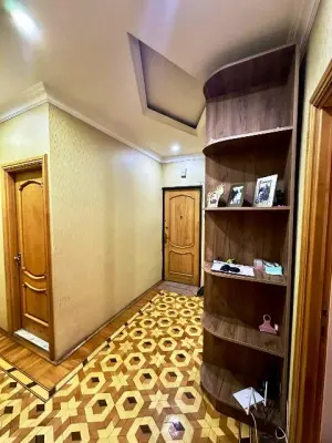 Бакы, старое здание 3 комната, продажа, 85 м²  , Низами рајону, 8-ҹи километр