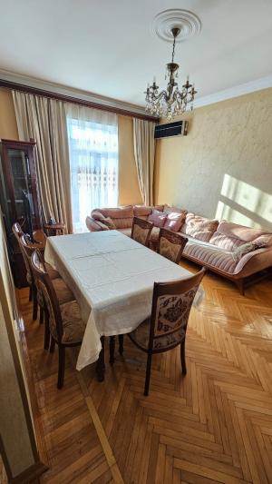 Бакы, старое здание 2 комната, арендовать, 60 м²  , Јасамал рајону, Јасамал гәс.