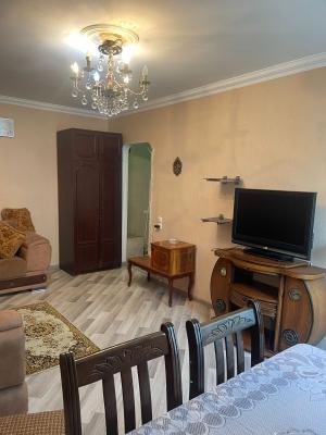 Бакы, старое здание 1 комната, арендовать, 40 м²  , Јасамал рајону