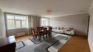 Бакы, старое здание 3 комната, продажа, 110 м²  , Низами рајону, 8-ҹи километр