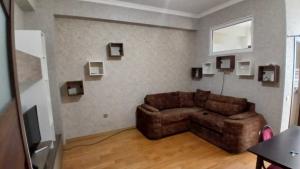 Хырдалан, новостройка 2 комната, арендовать, 70 м²  