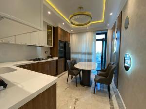 Бакы, новостройка 2 комната, арендовать, 110 м²  , Нәсими рајону