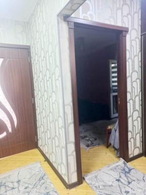 Бакы, старое здание 3 комната, продажа, 60 м²  , Бинәгәди рајону, 8-ҹи микрорајон