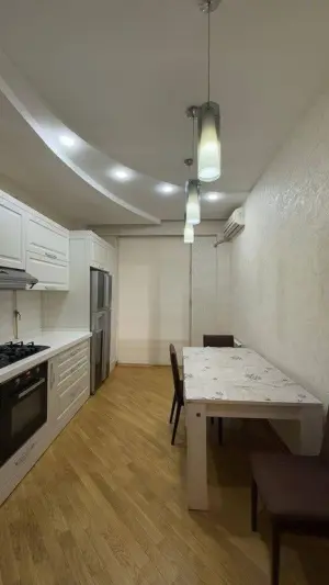 Бакы, старое здание 3 комната, арендовать, 150 м²  , Нәсими рајону