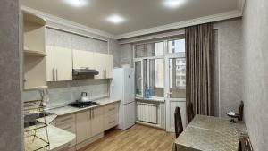 Бакы, новостройка 2 комната, арендовать, 60 м²  , Бинәгәди рајону, 7-ҹи микрорајон