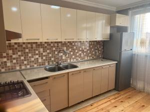 Бакы, старое здание 2 комната, арендовать, 55 м²  , Хәтаи рајону, Ахмедлы