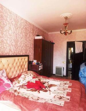 Бакы, старое здание 4 комната, продажа, 105 м²  , Бинәгәди рајону, 8-ҹи микрорајон