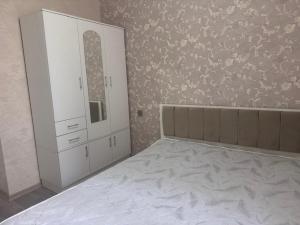 Хырдалан, новостройка 2 комната, арендовать, 49 м²  