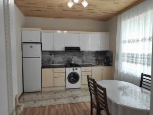 Гәбәлә, садовый домик 7 комната, посуточная аренда, 270 м² , 60 сот 