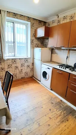 Бакы, старое здание 5 комната, продажа, 100 м²  , Бинәгәди рајону