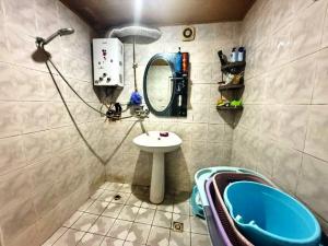 Бакы, старое здание 3 комната, продажа, 65 м²  , Низами рајону, 8-ҹи километр