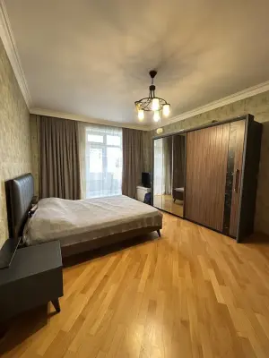 Бакы, старое здание 3 комната, продажа, 85 м²  , Сабунчу рајону, Бакыханов гәс.