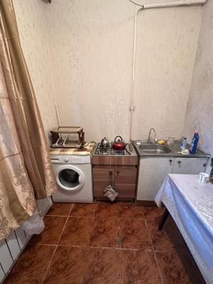 Бакы, старое здание 1 комната, арендовать, 45 м²  , Нәсими рајону, 3-ҹү микрорајон