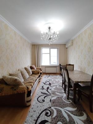 Бакы, старое здание 3 комната, арендовать, 80 м²  , Јасамал рајону