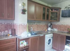 Бакы, старое здание 3 комната, продажа, 100 м²  , Бинәгәди рајону, 8-ҹи микрорајон