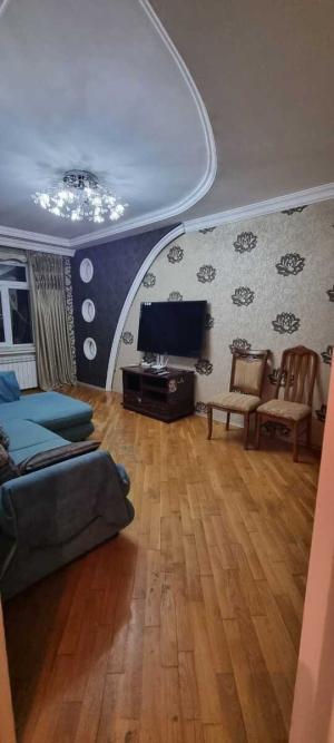 Бакы, старое здание 2 комната, арендовать, 51 м²  , Сураханы рајону, Јени Ҝүнәшли гәс.