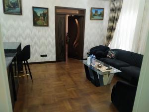 Бакы, старое здание 2 комната, арендовать, 65 м²  , Сәбаил рајону