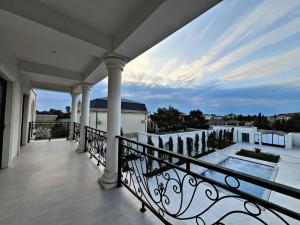 Бакы, садовый домик 6 комната, продажа, 400 м² , 16 сот , Хәзәр рајону, Мәрдәкан