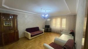 Бакы, старое здание 2 комната, арендовать, 55 м²  , Нәриманов рајону