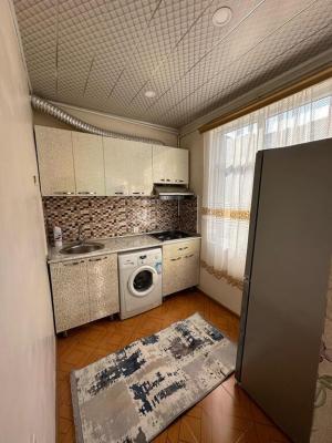 Бакы, старое здание 2 комната, арендовать, 42 м²  , Нәсими рајону, 2-ҹи микрорајон