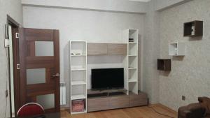 Хырдалан, новостройка 2 комната, арендовать, 70 м²  