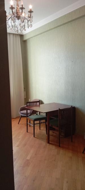 Бакы, старое здание 3 комната, арендовать, 75 м²  , Јасамал рајону, Јасамал гәс.