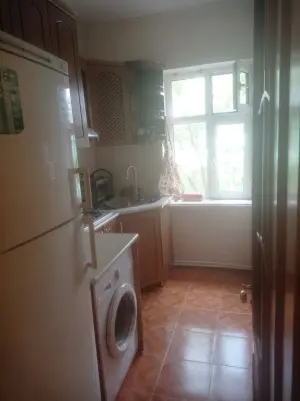 Бакы, старое здание 3 комната, арендовать, 90 м²  , Нәсими рајону
