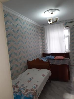 Бакы, старое здание 3 комната, арендовать, 60 м²  , Нәсими рајону, 4-ҹү микрорајон