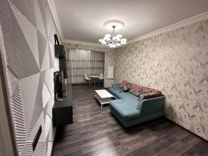 Бакы, старое здание 2 комната, арендовать, 53 м²  , Нәсими рајону
