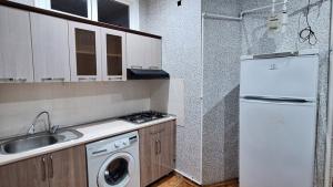 Бакы, новостройка 2 комната, арендовать, 60 м²  , Бинәгәди рајону, 8-ҹи микрорајон