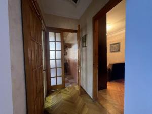 Бакы, новостройка 2 комната, посуточная аренда, 60 м²  , Сәбаил рајону, Ичәри шәһәр