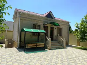 Бакы, садовый домик 5 комната, продажа, 300 м² , 7 сот , Хәзәр рајону, Бузовна