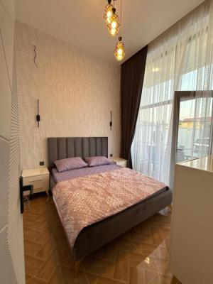 Бакы, новостройка 3 комната, посуточная аренда, 90 м²  , Нәриманов рајону, Бөјүкшор гәс.