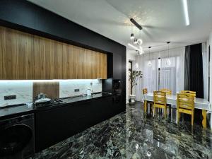 Бакы, садовый домик 4 комната, продажа, 220 м² , 2.5 сот , Хәзәр рајону, Шүвәлан