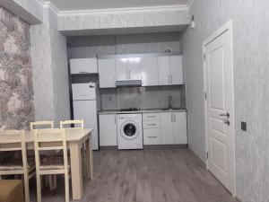 Хырдалан, новостройка 2 комната, арендовать, 49 м²  