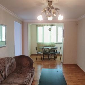 Хырдалан, старое здание 2 комната, арендовать, 50 м²  