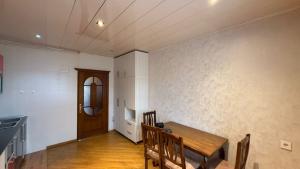 Бакы, старое здание 3 комната, продажа, 110 м²  , Низами рајону, 8-ҹи километр