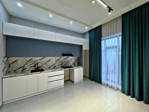 Бакы, садовый домик 4 комната, продажа, 140 м² , 3 сот , Хәзәр рајону, Шүвәлан