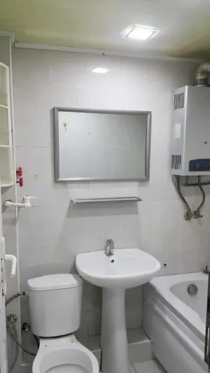 Бакы, старое здание 2 комната, продажа, 47 м²  , Бинәгәди рајону, 8-ҹи микрорајон