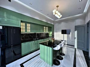 Бакы, садовый домик 5 комната, продажа, 200 м² , 5 сот , Хәзәр рајону, Мәрдәкан