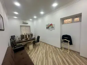 Бакы, офис 6 комната, арендовать, 165 м²  , Јасамал рајону