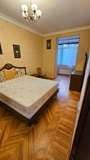 Бакы, старое здание 2 комната, арендовать, 60 м²  , Јасамал рајону, Јасамал гәс.