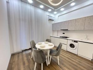 Бакы, новостройка 1 комната, посуточная аренда, 55 м²  , Нәриманов рајону