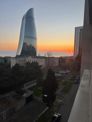 Бакы, старое здание 3 комната, продажа, 76 м²  , Сәбаил рајону