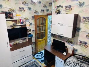 Бакы, старое здание 3 комната, продажа, 60 м²  , Хәтаи рајону, Көһнә ҝүнәшли гәс.